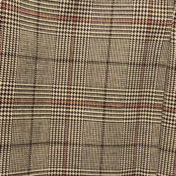 H&M Black and White Plaid Skirt - Picture 3 of 4